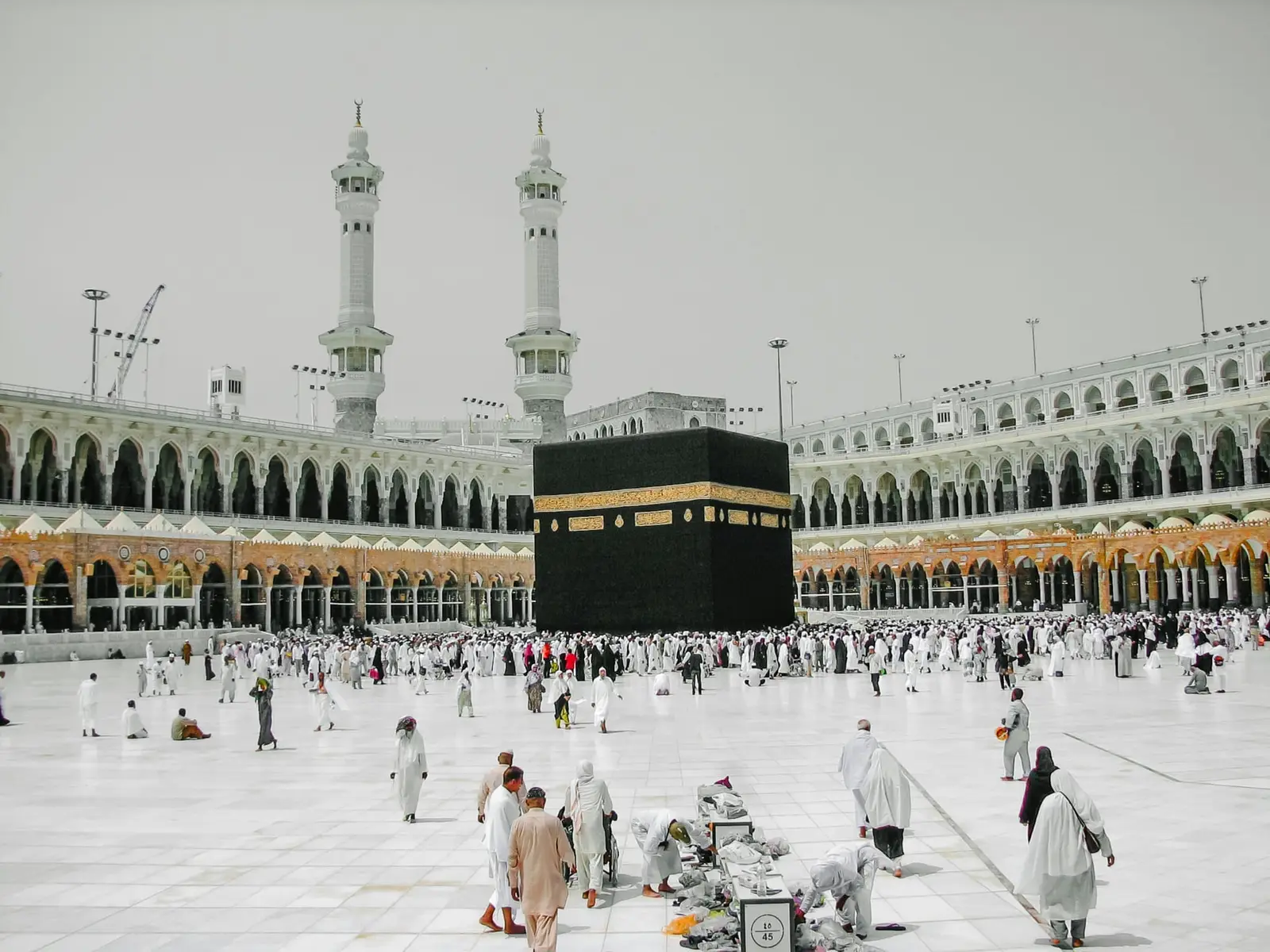 Omra Ramadan 2027 / 1448 — hôtels 3 étoiles